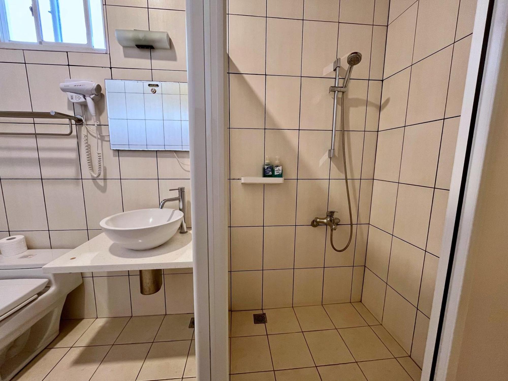 The Blue Lagoon B&B Фэнбинь Экстерьер фото