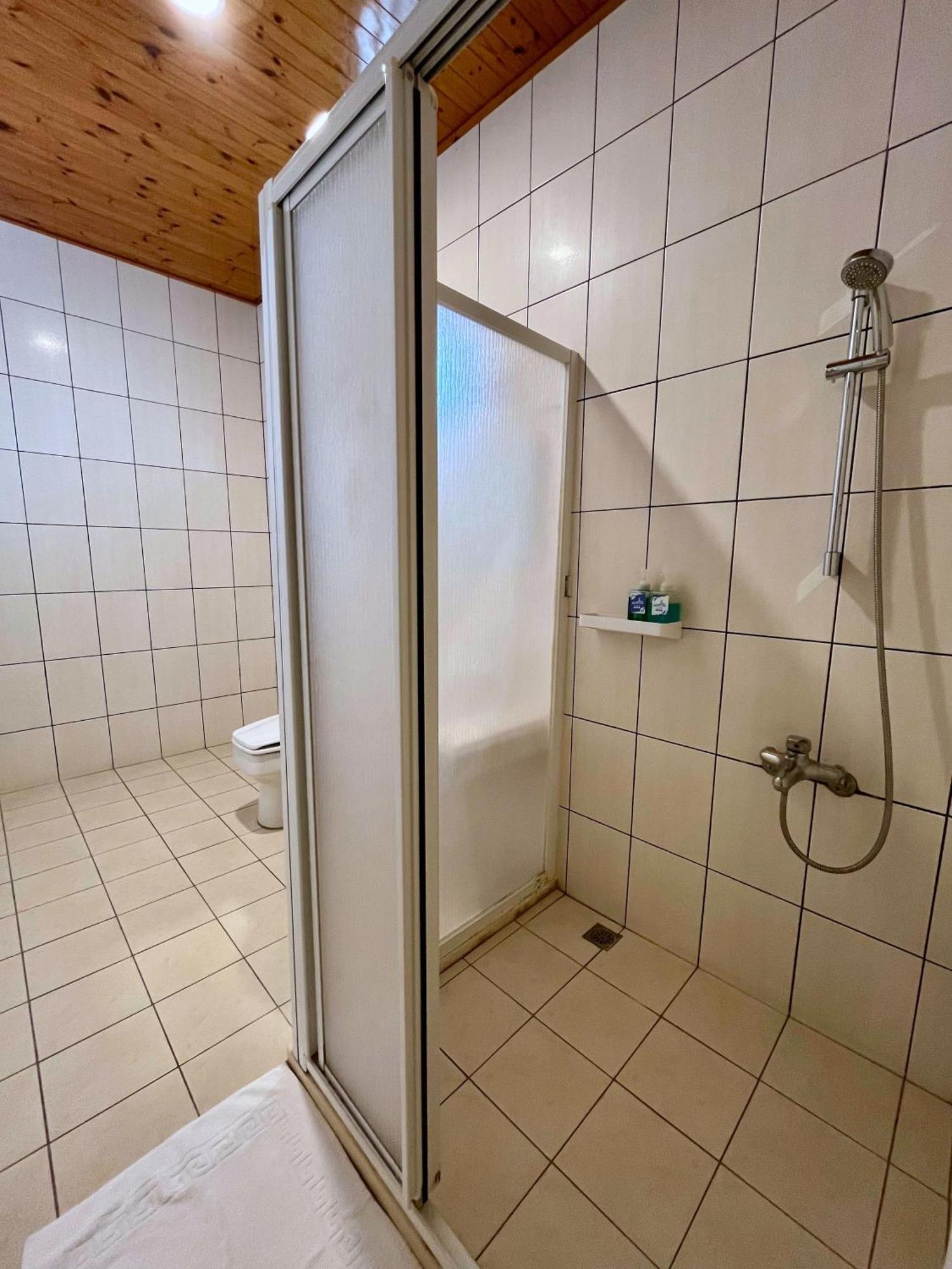 The Blue Lagoon B&B Фэнбинь Экстерьер фото